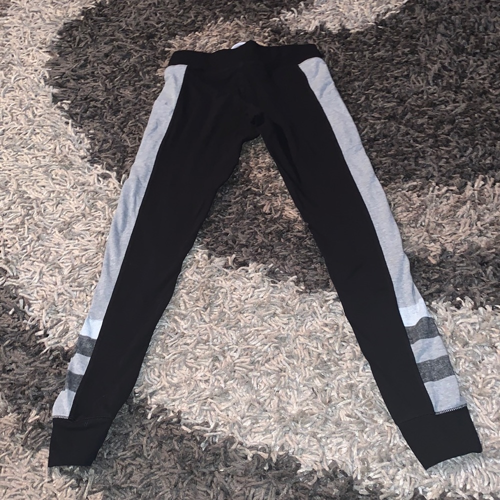 Pink lace up gym pants size small side pockets good cond inseam 29 - Picture 2 of 3